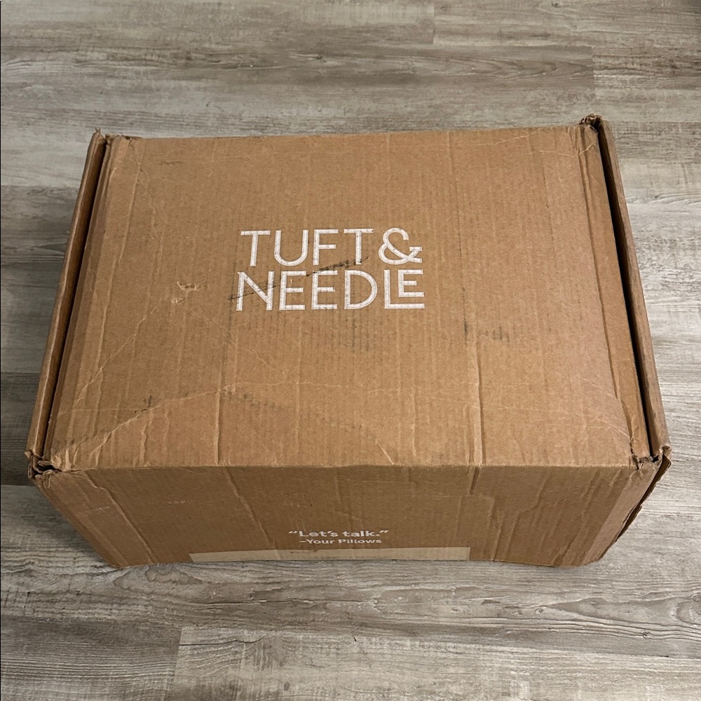 NEW in BOX ~ Tuft & Needle Set of 2 Alternative Pillows